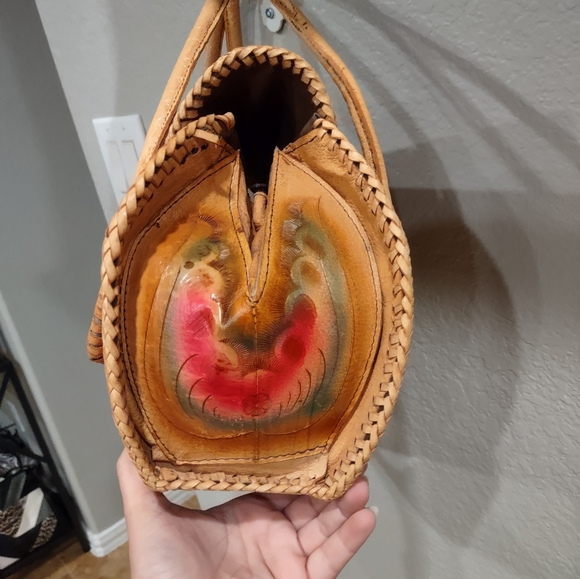 Vintage leather tooled hand made Mexican floral hand bag - Picture 6 of 10